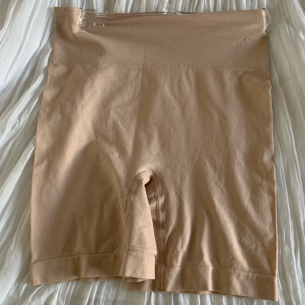 Skinnygirl Tan Smoothers & Shapers Size S nwot